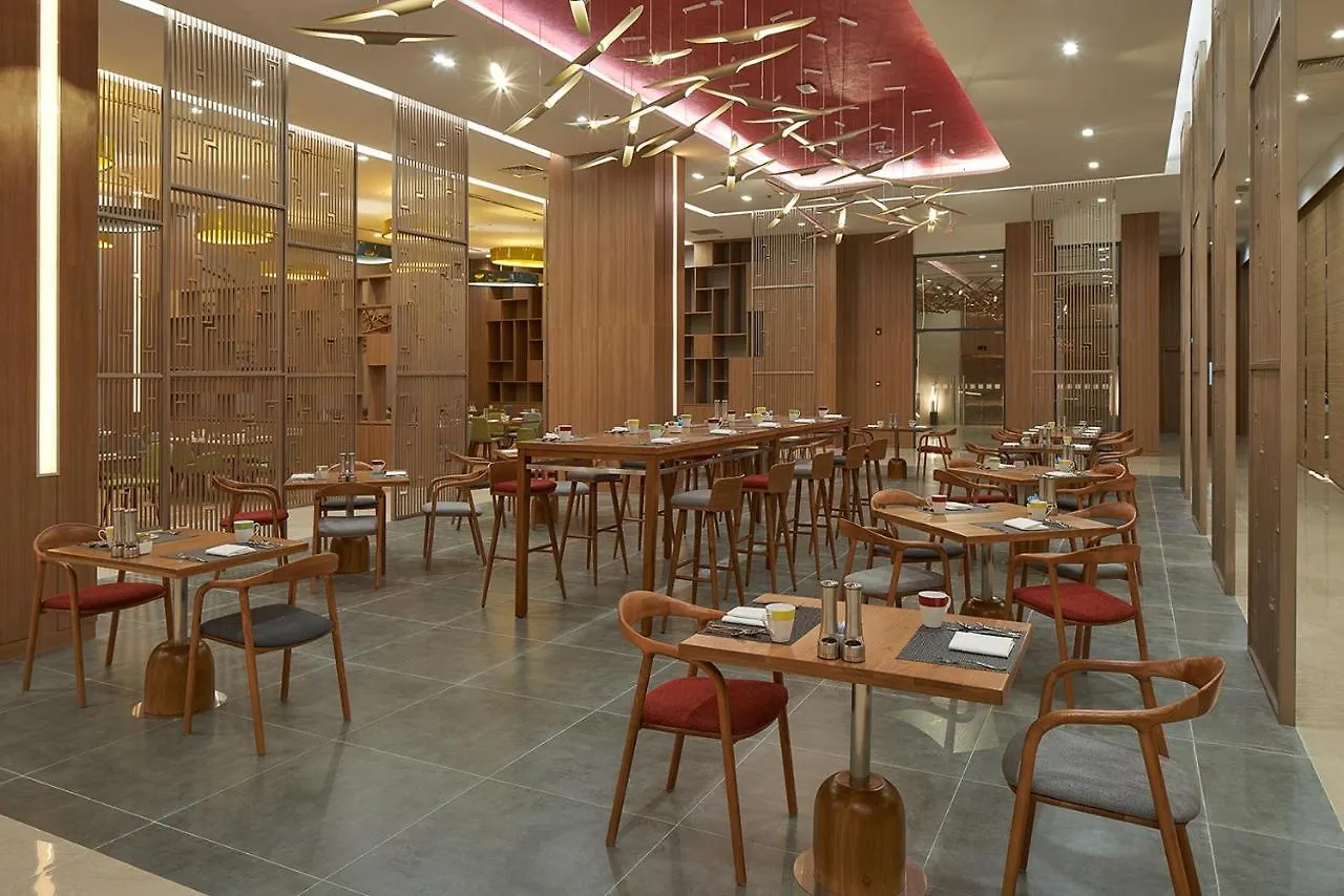 Hotel Holiday Inn & Suites Saigon Airport By Ihg Ho-Chi-Minh-Stadt